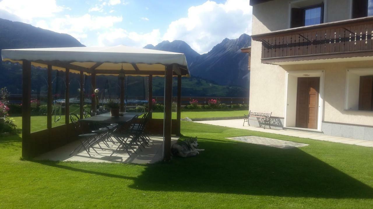 Chalet Dcb Bormio Bagian luar foto