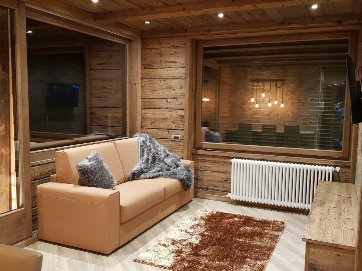 Chalet Dcb Bormio Bagian luar foto